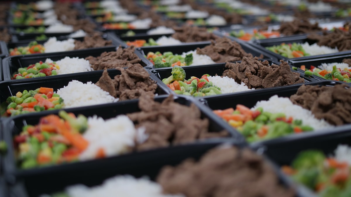 Comer fuera de casa sin sabotearte